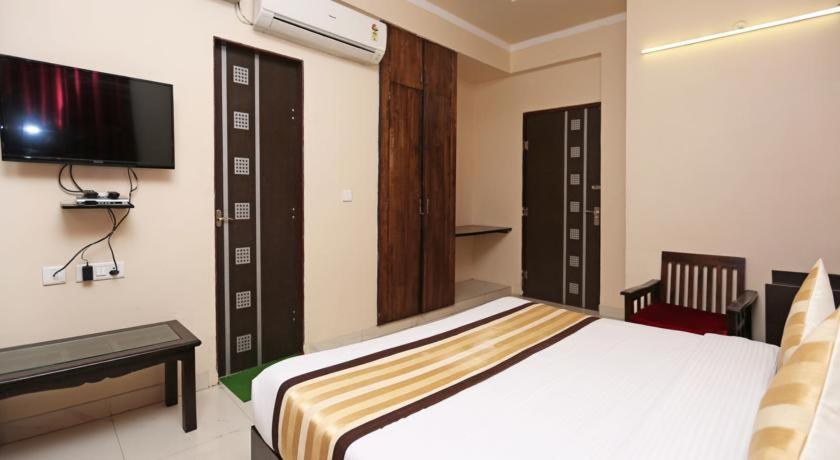 Hotel Sky Heights